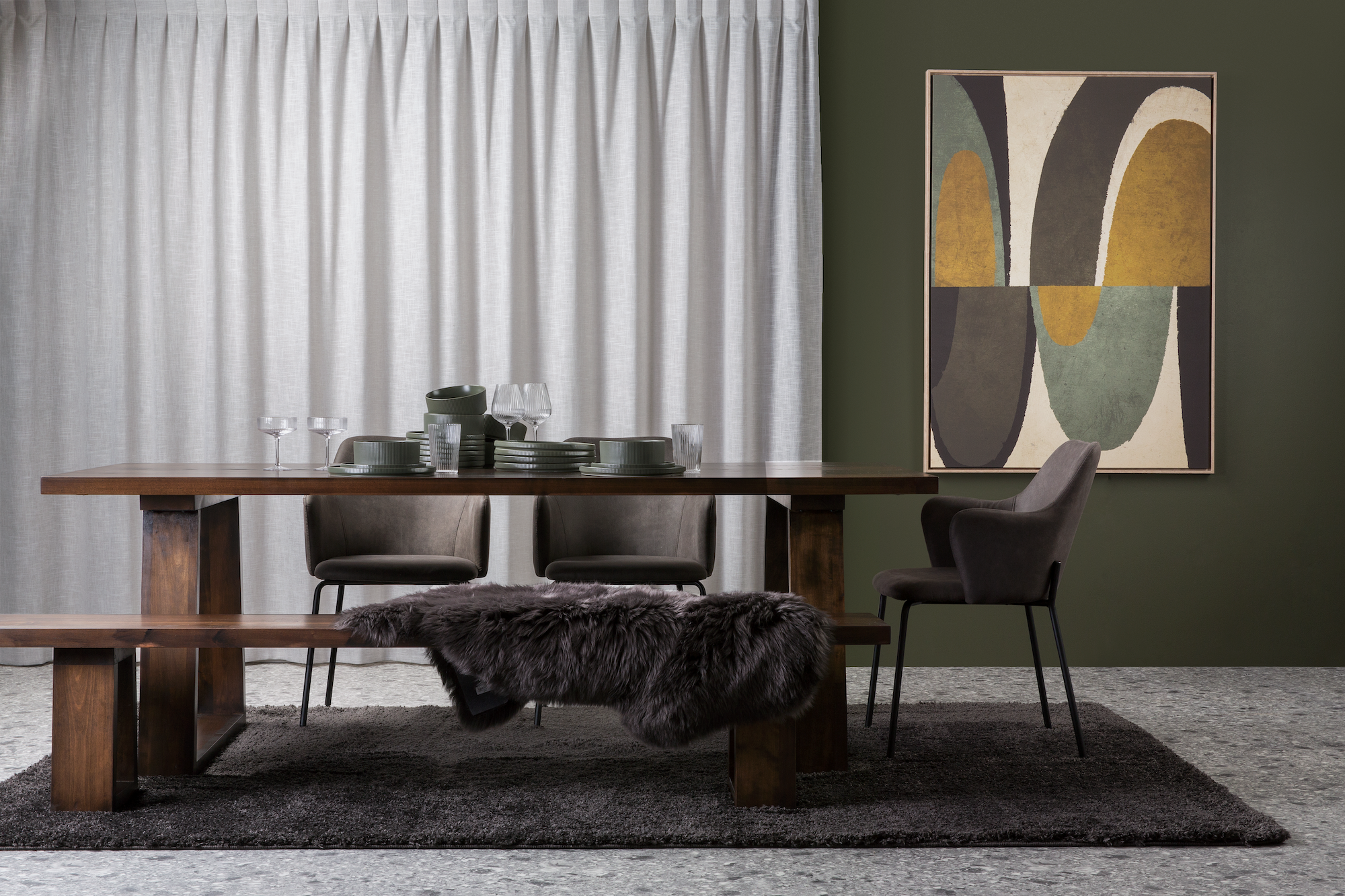 The perfect table with innate furniture
