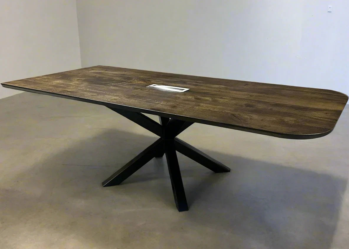 What’s the best boardroom table for NZ businesses?